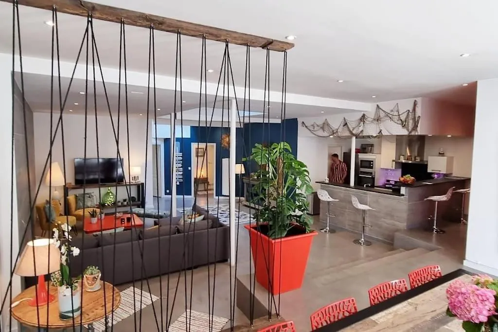 Dinard : Loft De 175 M² - A 150 M De La Plage Сasa de vacaciones